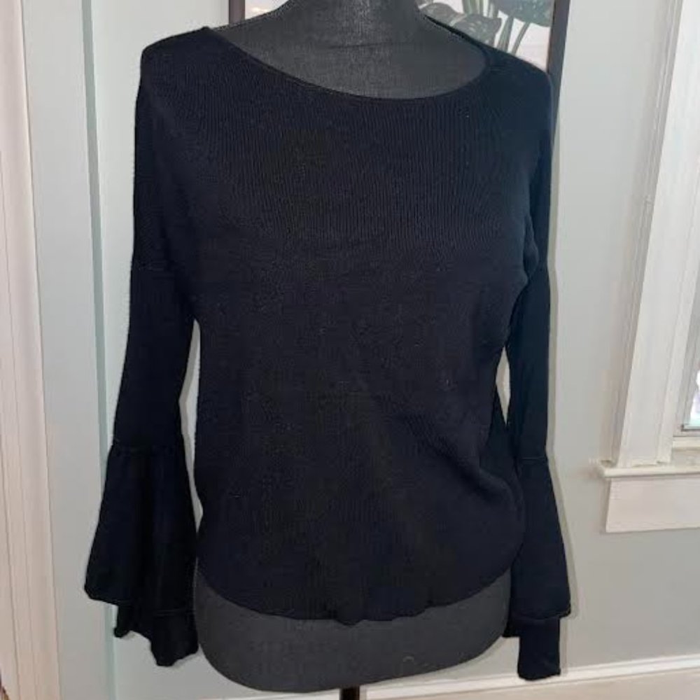 Black Express stop with peplum sleeves size XS